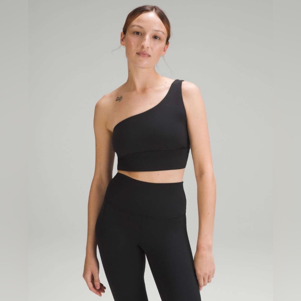Lululemon Align Asymmetrical Bra *Light Support, A/B Cup in Black